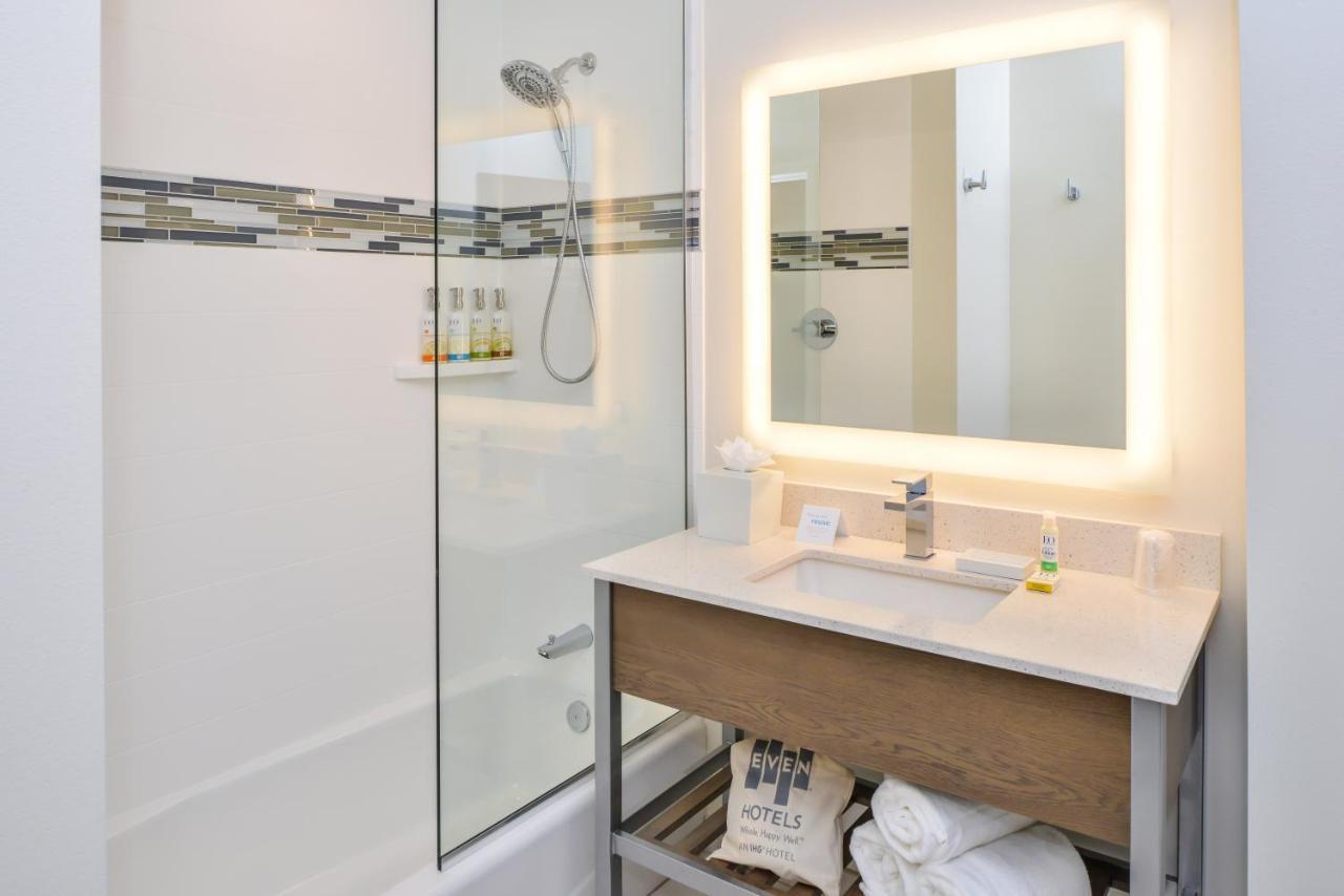 Even Hotel Eugene By Ihg Bagian luar foto