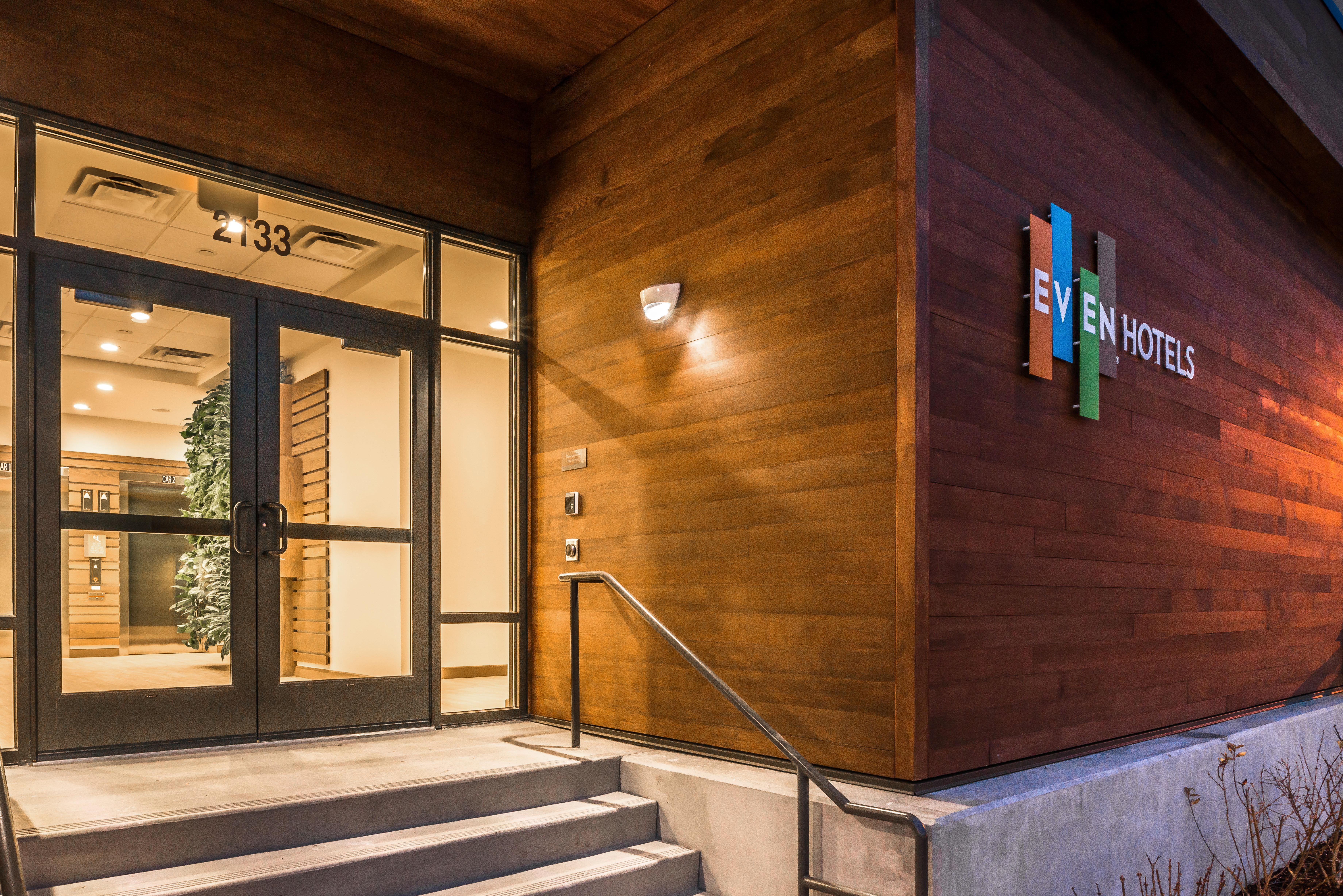 Even Hotel Eugene By Ihg Bagian luar foto