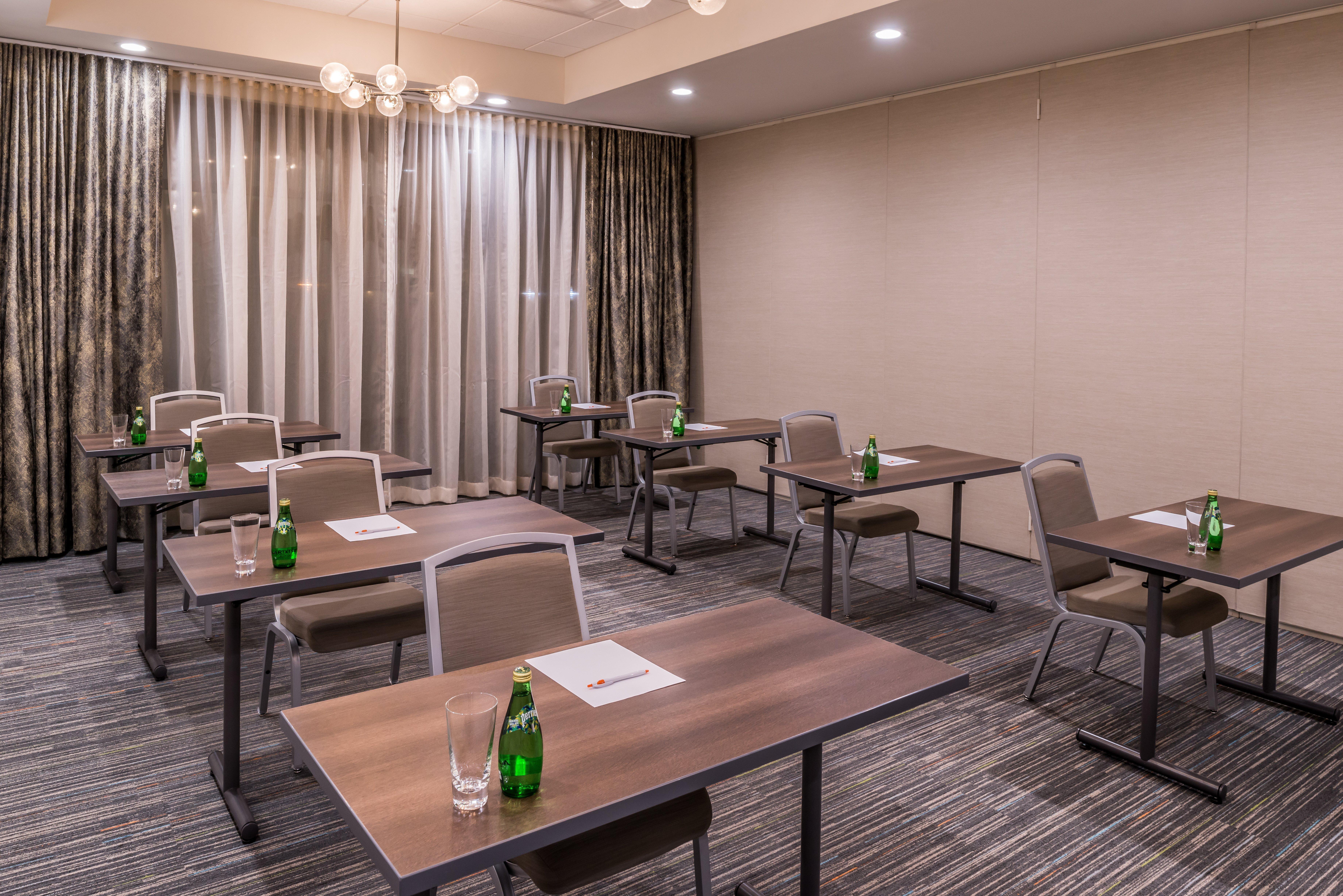 Even Hotel Eugene By Ihg Bagian luar foto